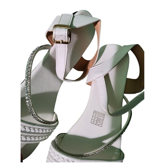 Women's Solid Color Open-Toe Flat Sandals White Size 8 - Picture 7 of 7